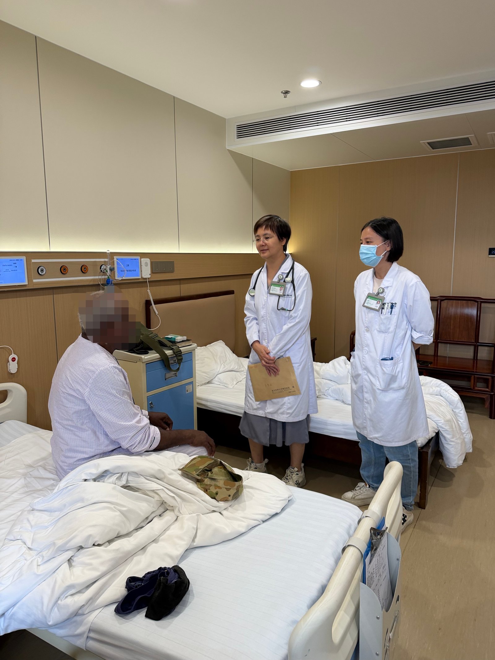 Inpatient communication support
